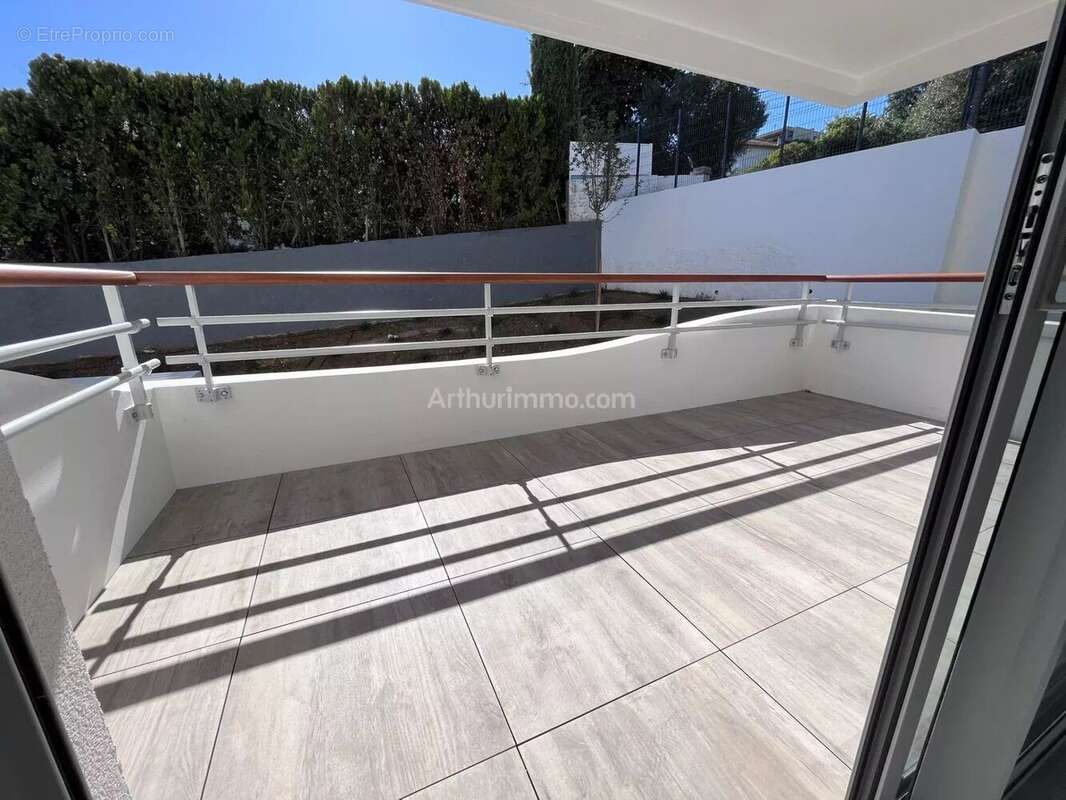 Appartement à VILLENEUVE-LOUBET