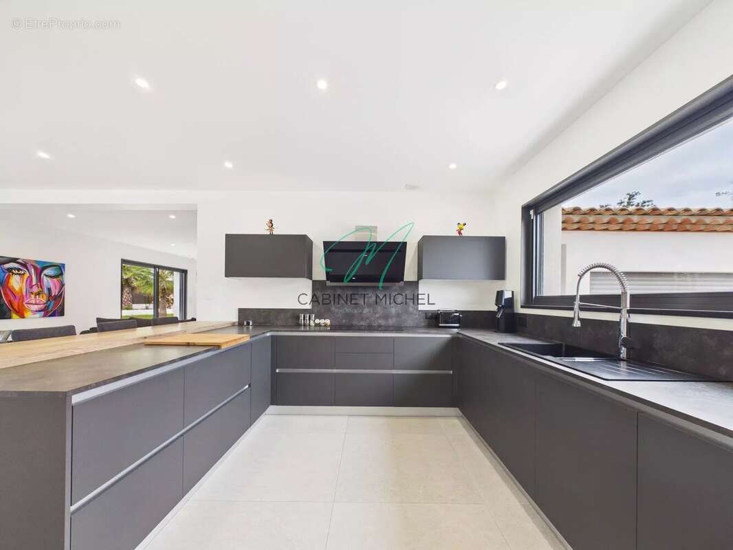 Maison à ROQUEFORT-LES-PINS