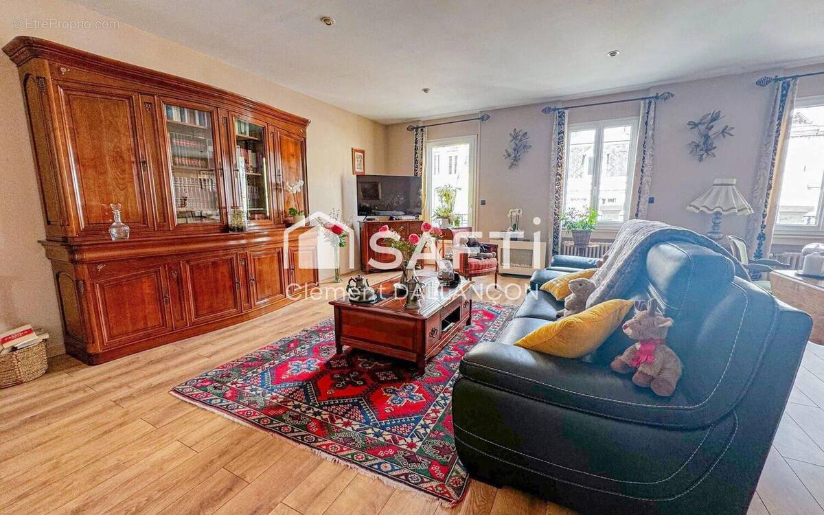 Photo 1 - Appartement à SAINT-QUENTIN