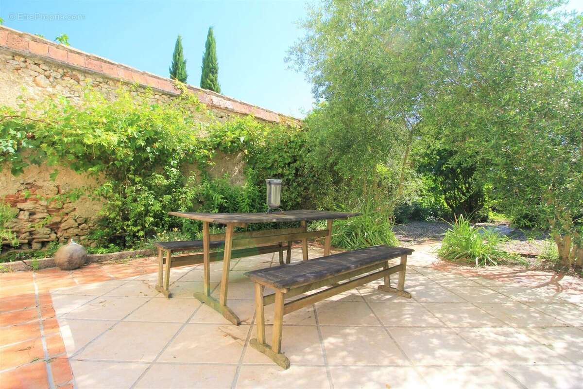 Maison à MONFLANQUIN