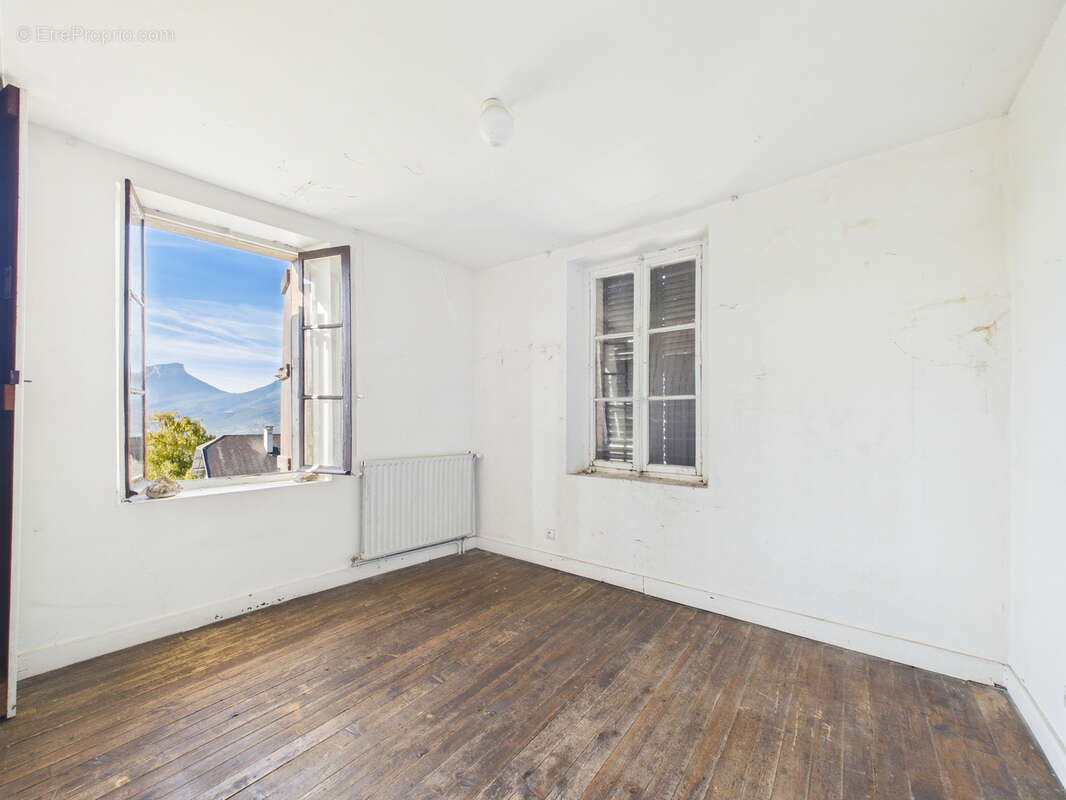 Maison à SAINT-JEAN-D'ARVEY