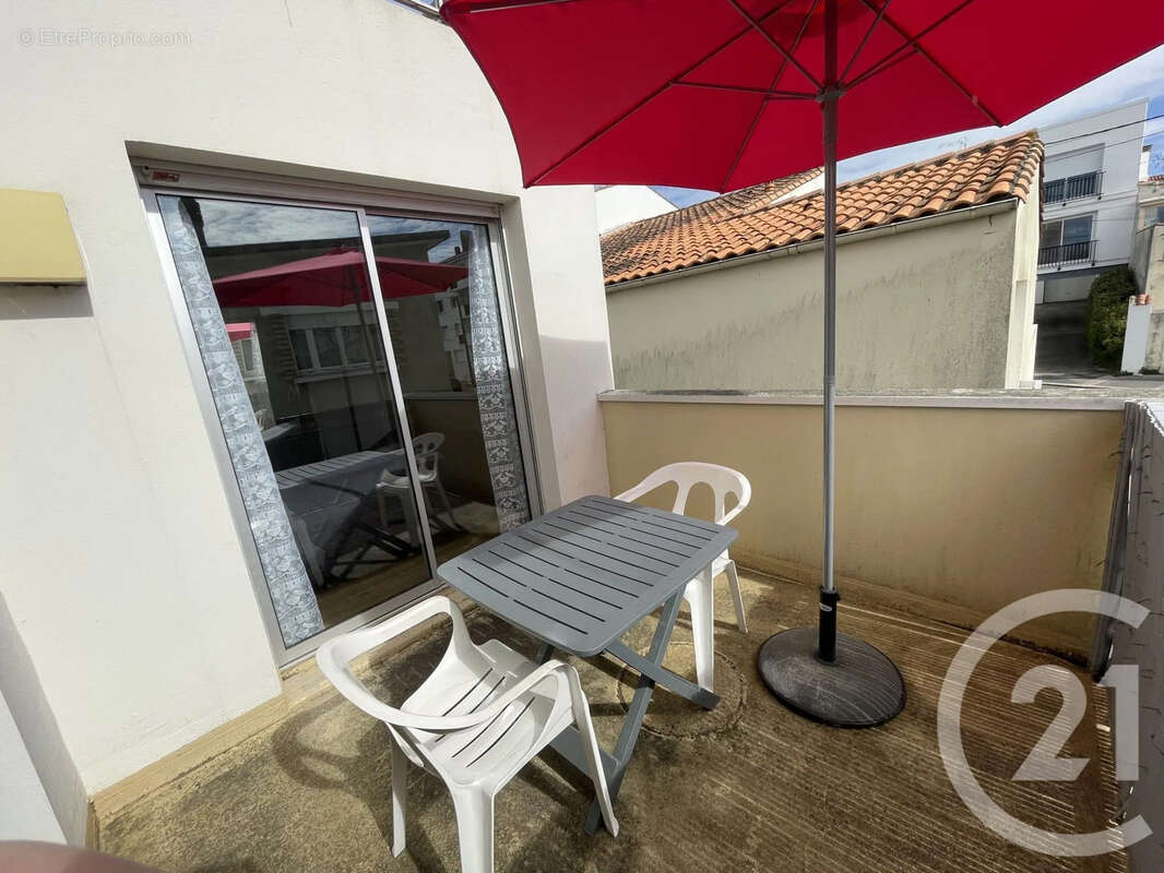 Appartement 42 m² à Royan  - photo 2
