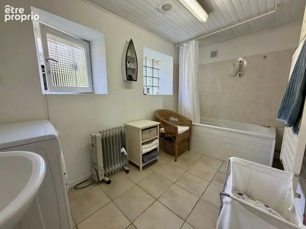 Maison indépendante avec grand terrain à vendre à Roussillon-en-Morvan - photo 12