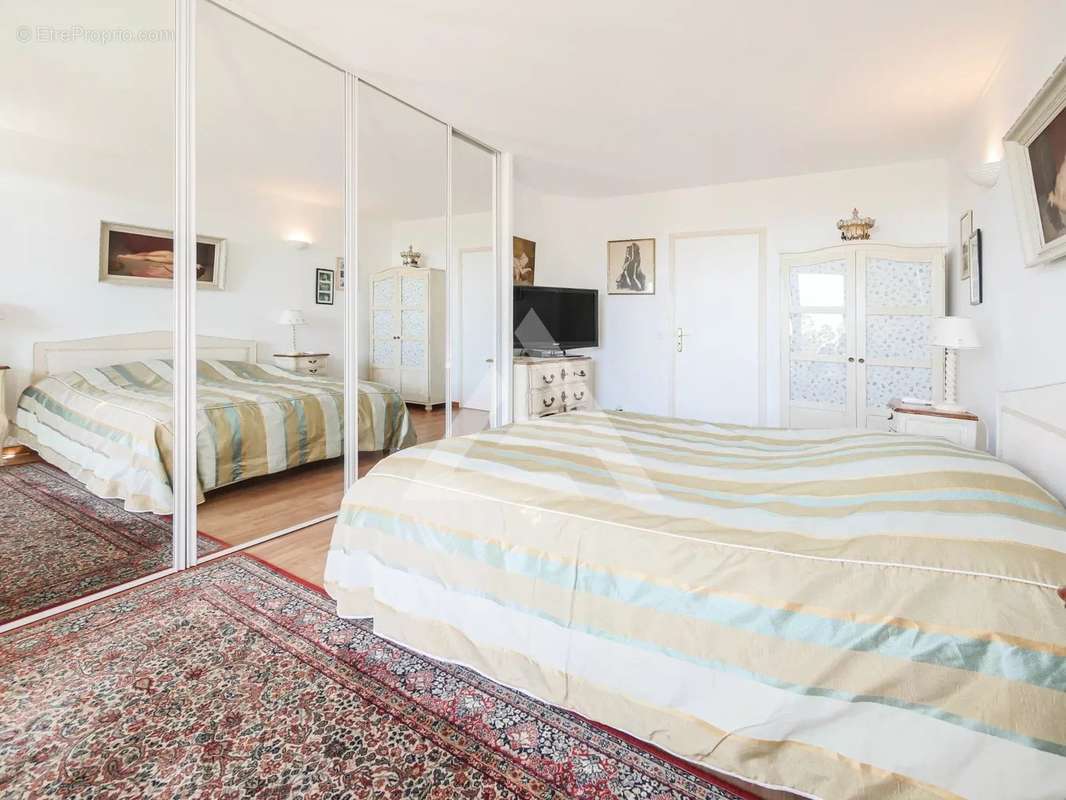 Appartement à ROQUEBRUNE-CAP-MARTIN
