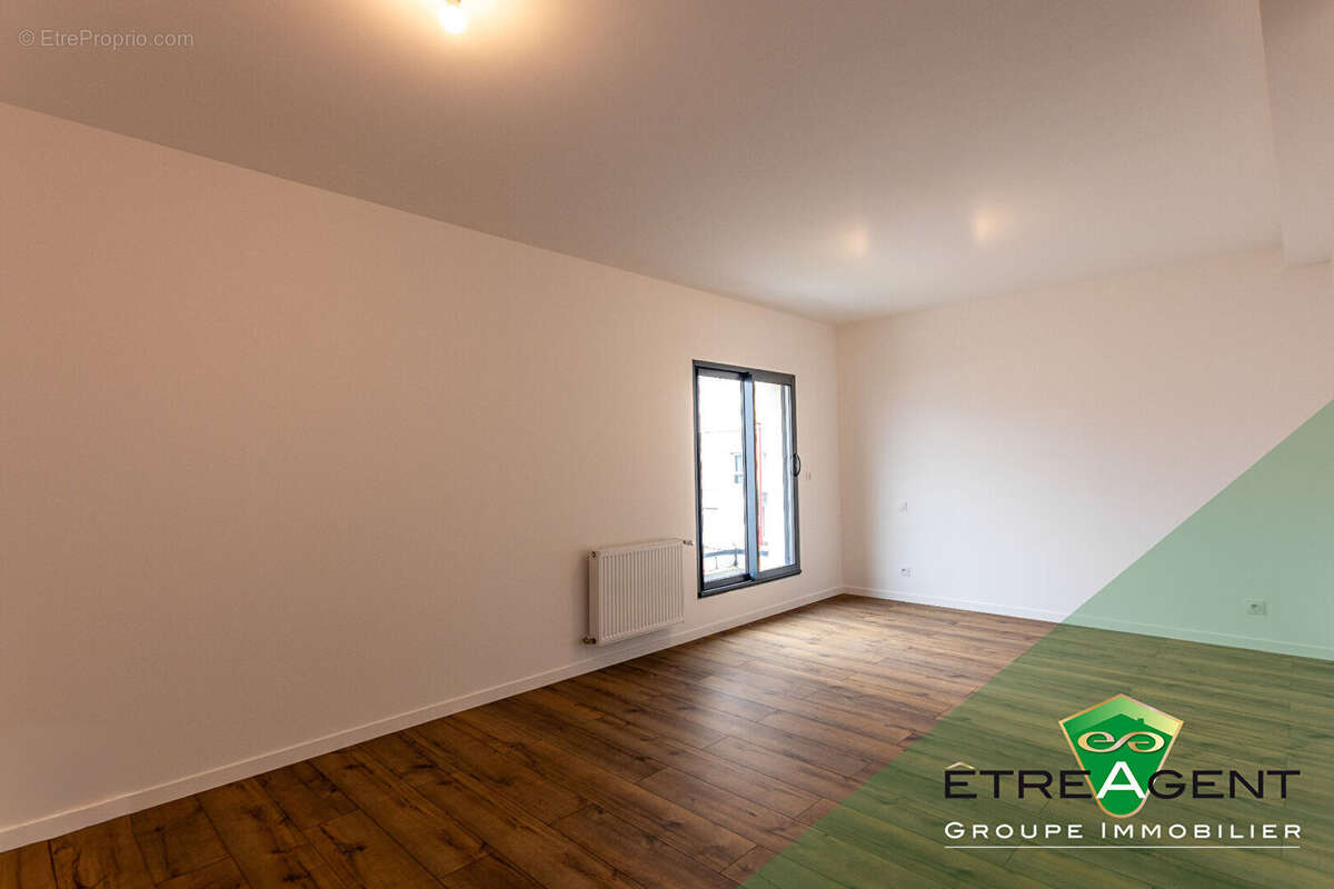 Maison ARGENCES - 124 m² - 4 chambres - photo 10