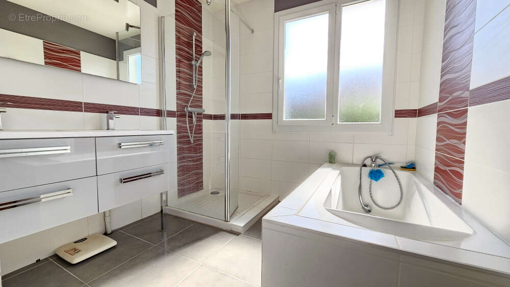 Maison à ECHIRE