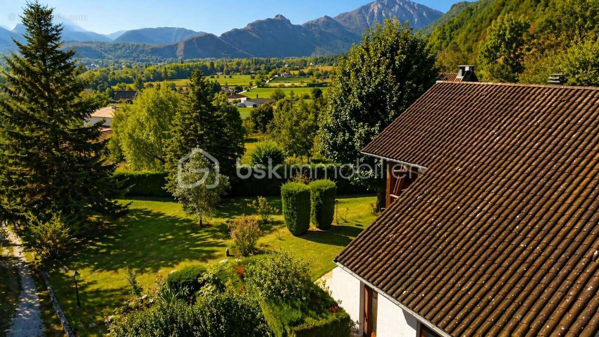 Maison à VARCES-ALLIERES-ET-RISSET