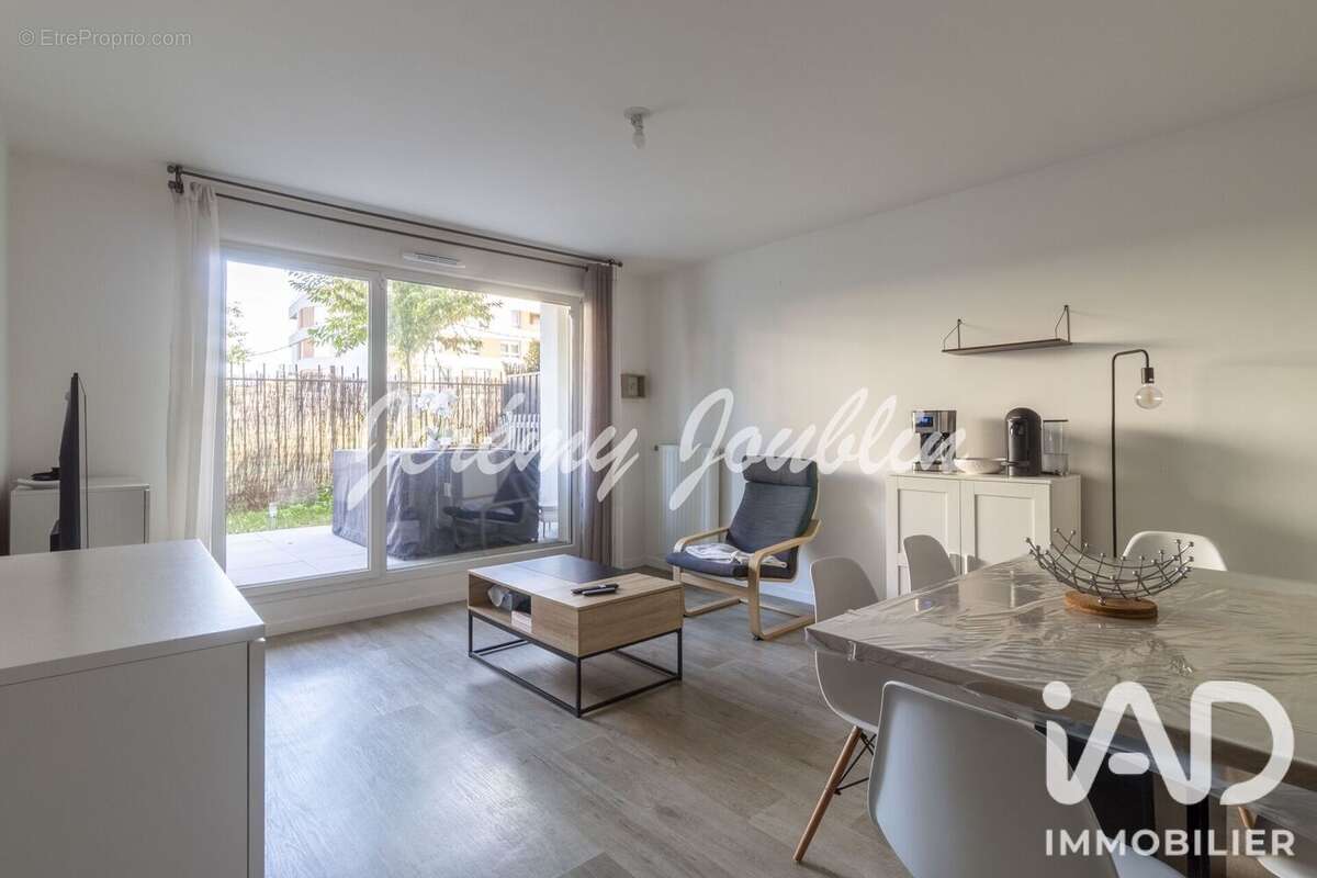 Photo 4 - Appartement à JOUY-LE-MOUTIER