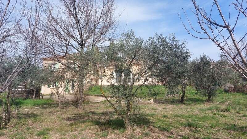 Maison à CHATEAURENARD