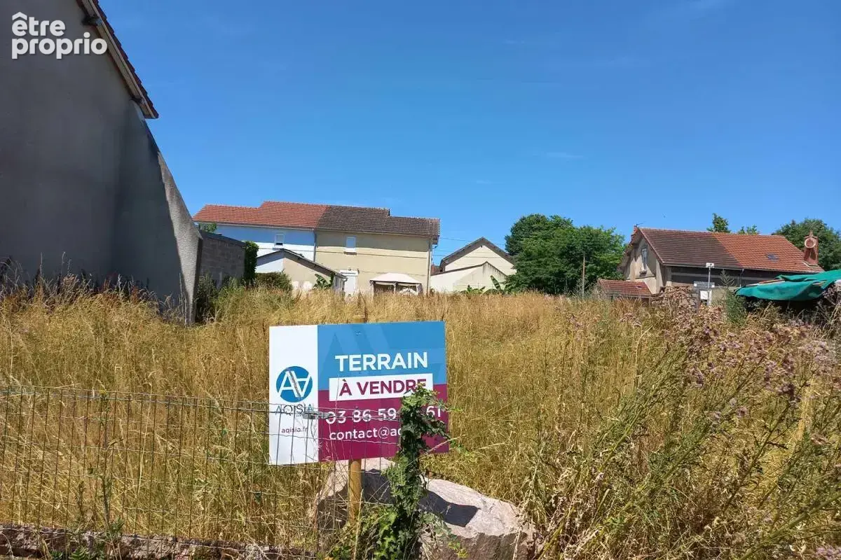 Photo Terrain à Saint-Vallier au prix de 13 000€