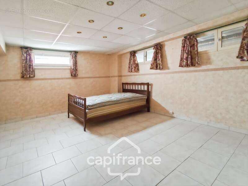 Maison à BESSE-SUR-BRAYE