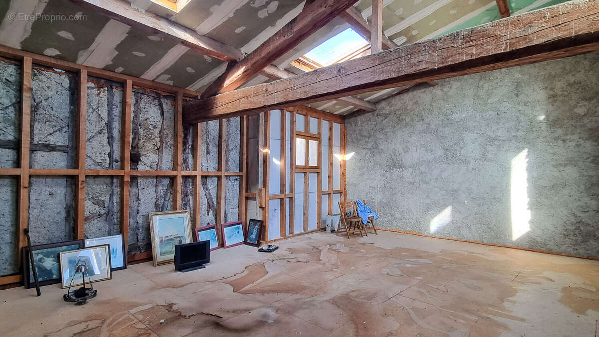 piéce a renover - Maison à MIREPOIX