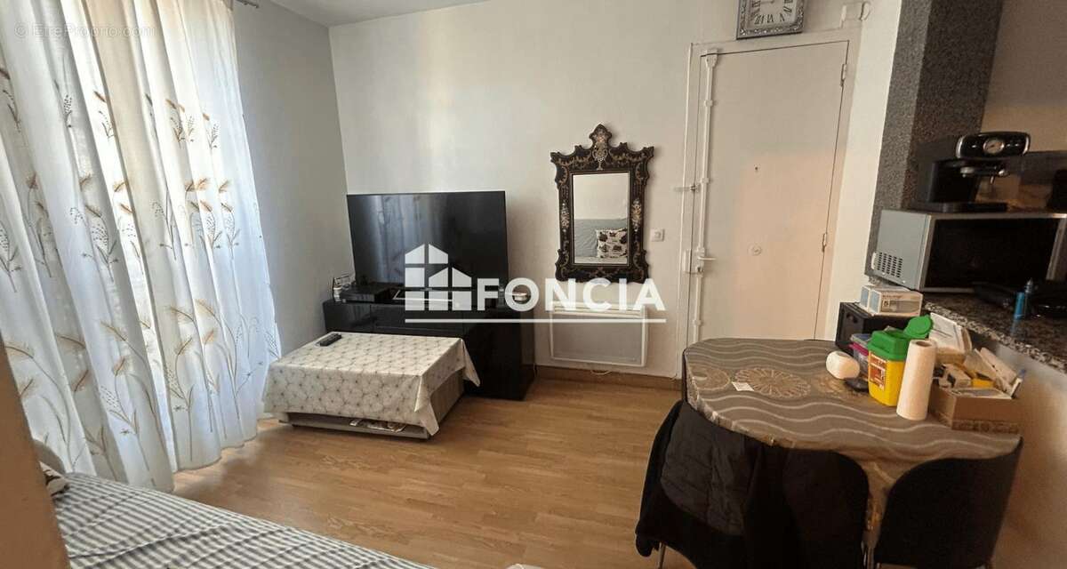 Appartement à VILLENEUVE-SAINT-GEORGES