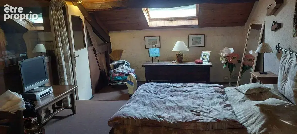 Evaux les Bains - Maison de caractère 6P. - photo 9