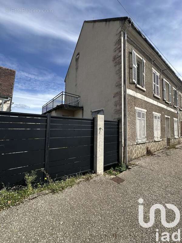 Photo 2 - Maison à BRANSLES