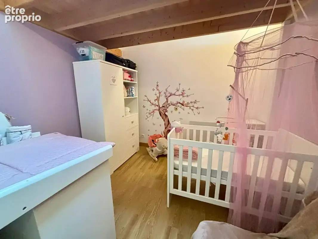 Maison principale avec deux appartements et jardin - photo 6