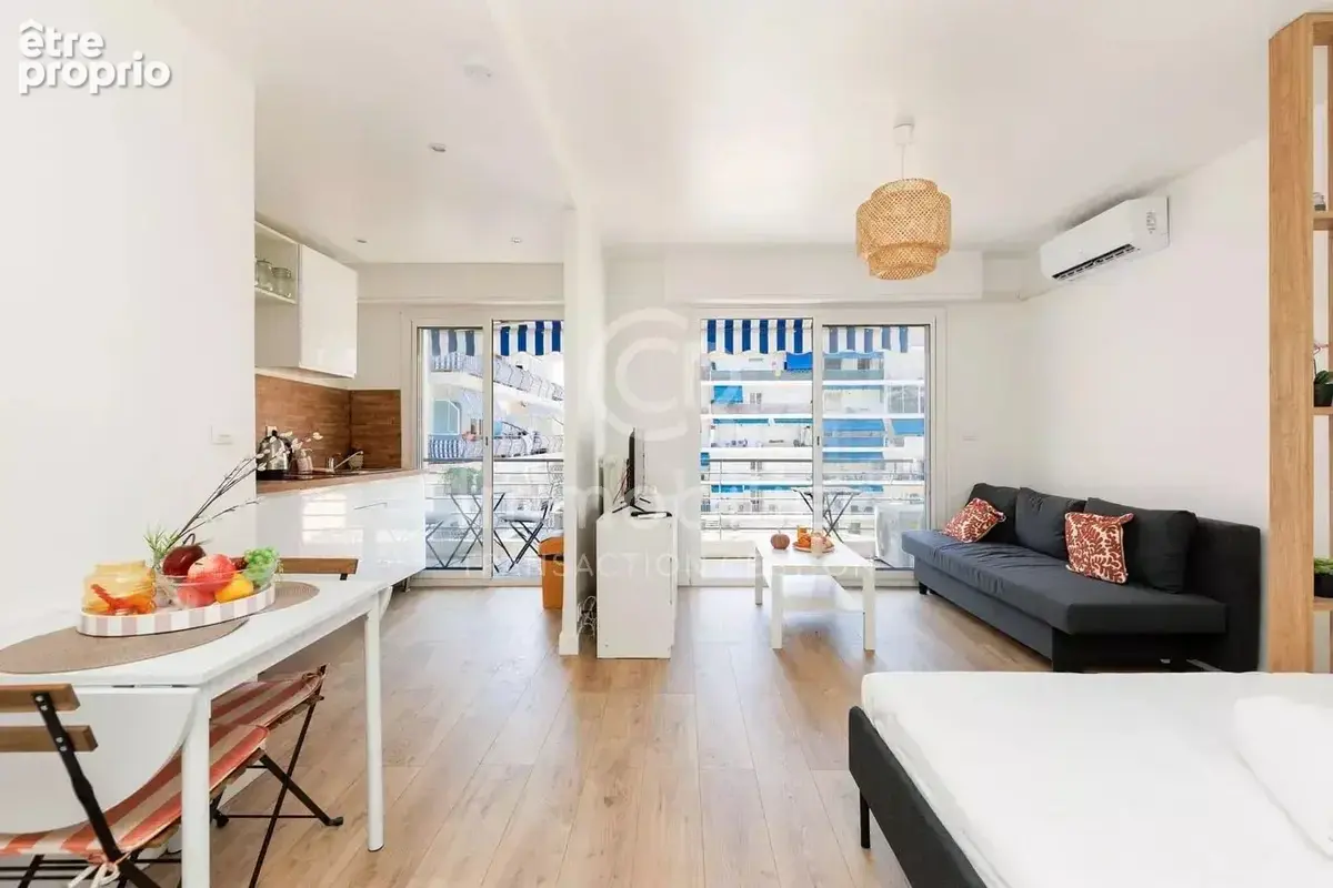 Studio - cannes  - rue d'antibes 500 m - photo 8