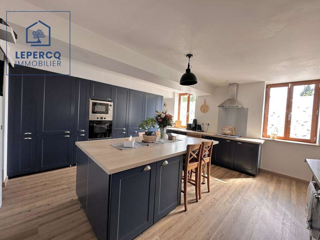 À 10 minutes de mareuil-sur-ourcq – maison entièrement rénovée - photo 6