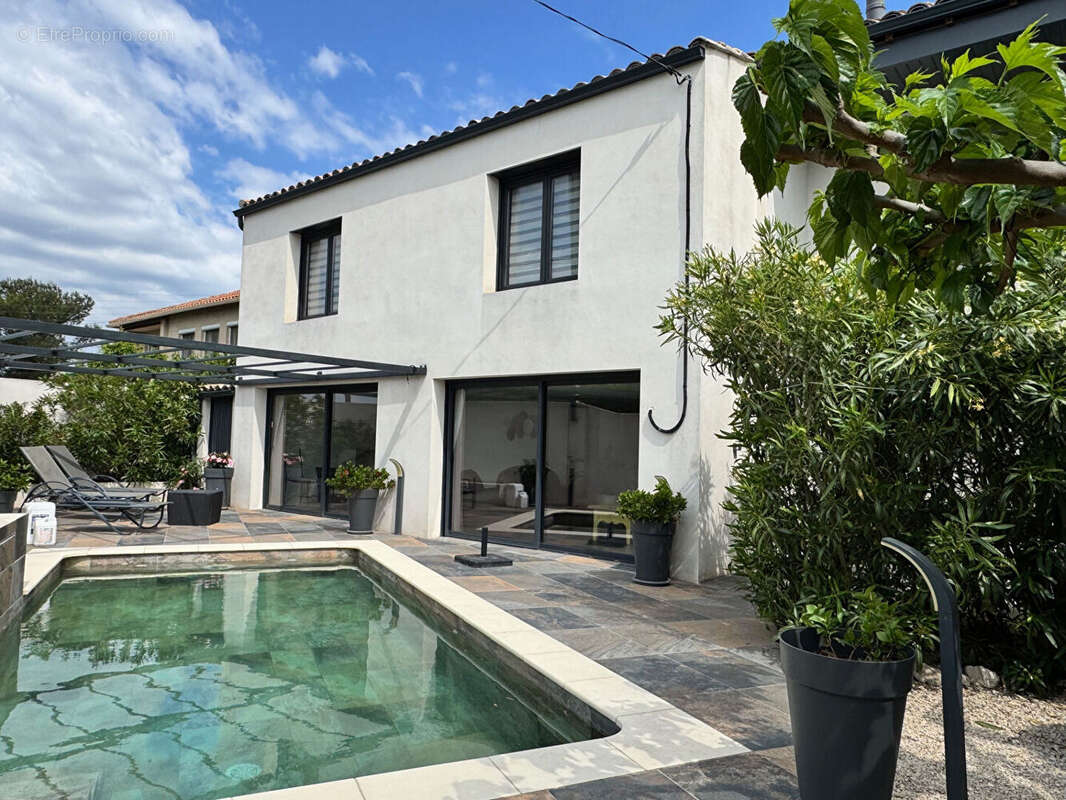 Maison à LES ANGLES