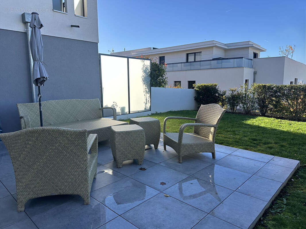 Appartement à VETRAZ-MONTHOUX