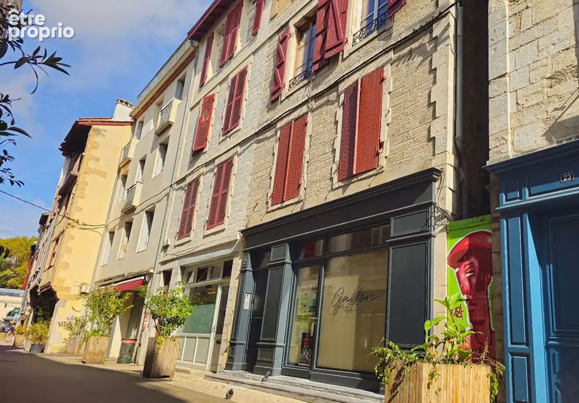 BAYONNE -SAINT-ESPRIT - RUE SAINTE-CATHERINE 229 000  FAI -T3 de 58,18 m² - 2 chambres ? entièrement rénové ? DPE C - photo 10