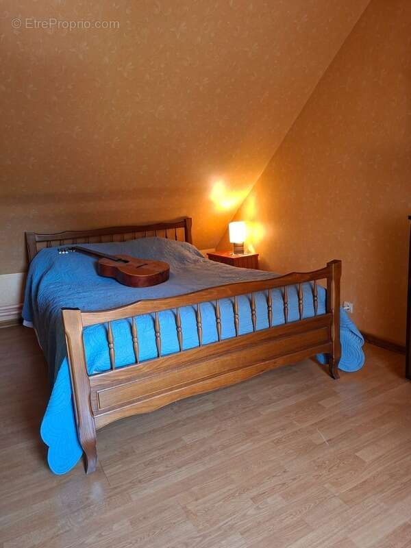 Maison à FRESNAY-SUR-SARTHE