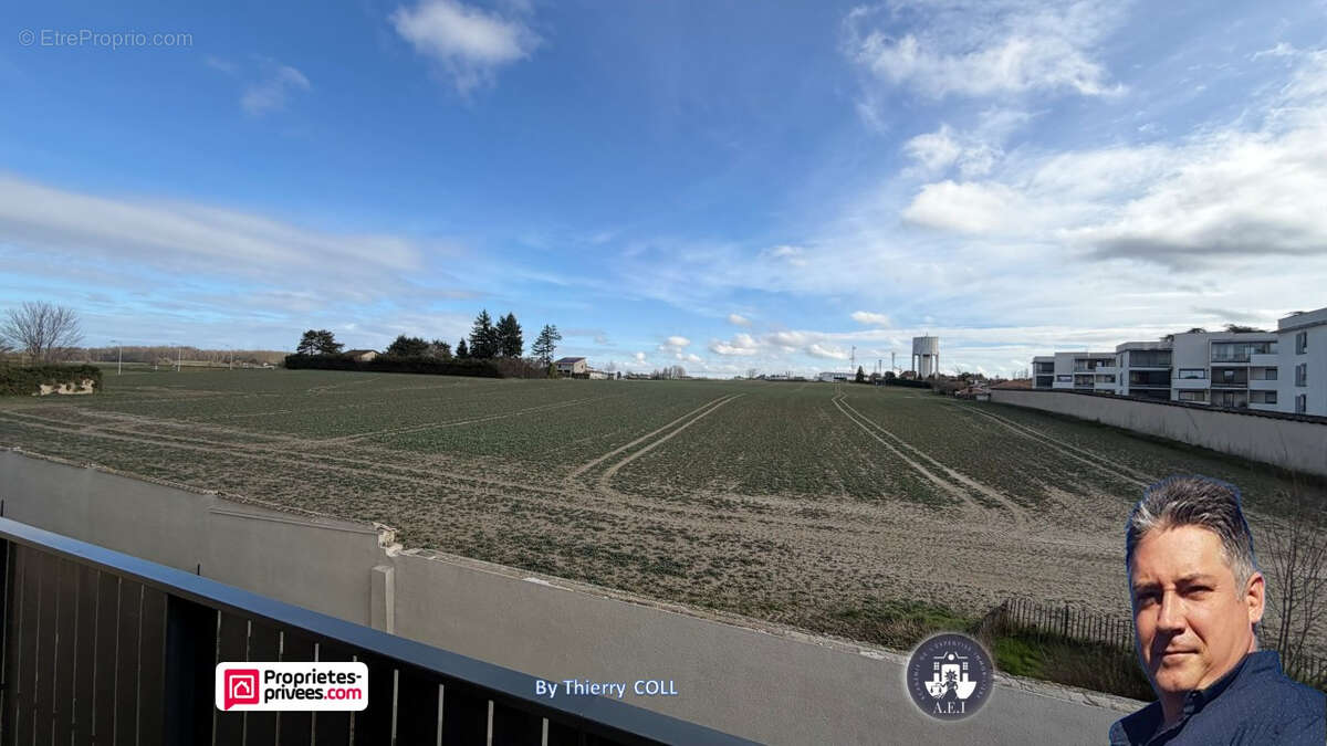 Appartement à RILLIEUX-LA-PAPE