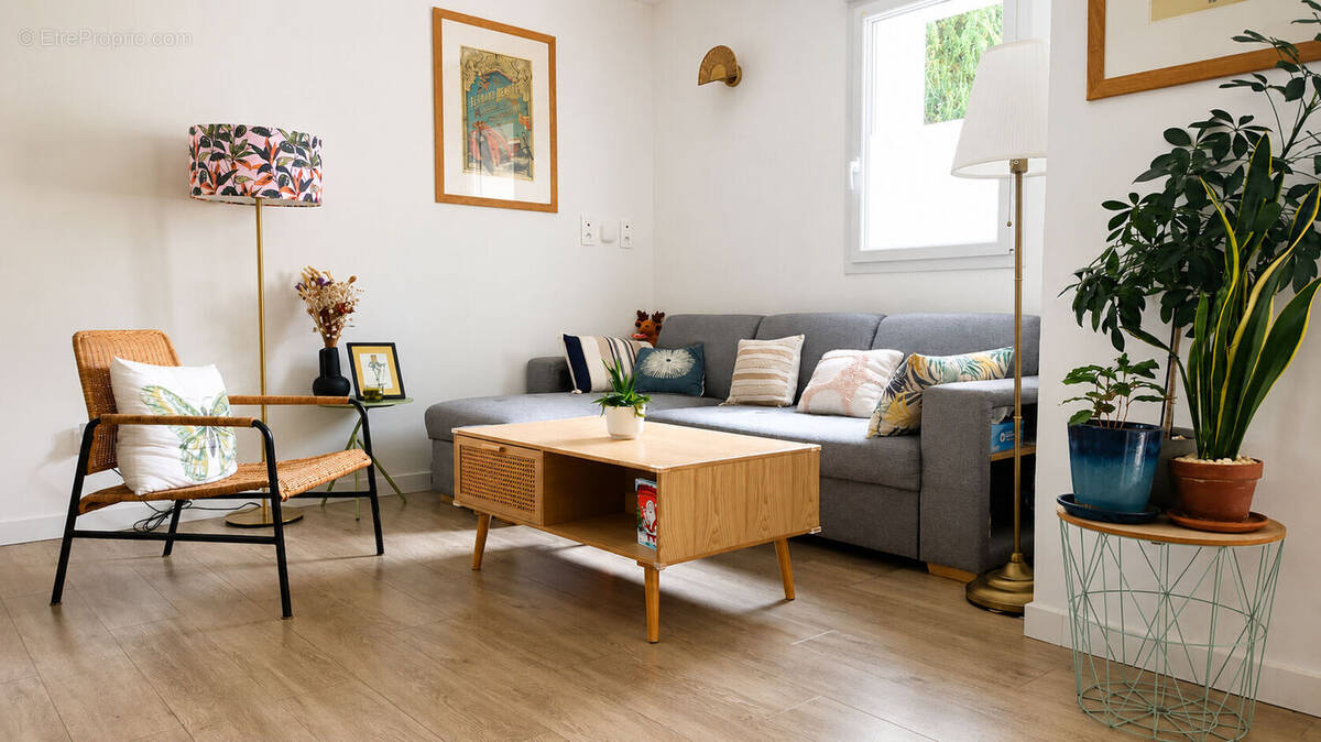 Appartement à SAINT-SEBASTIEN-SUR-LOIRE