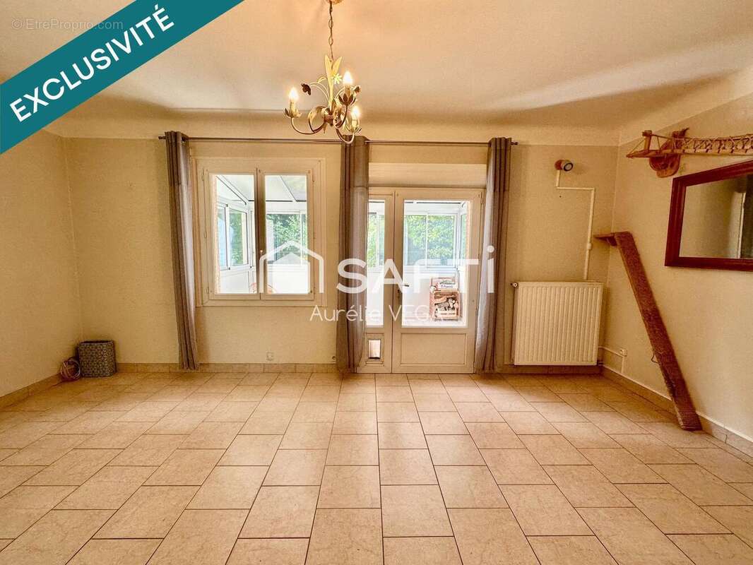 Maison 100 m² à Sainte-Colombe-Sur-L'hers  - photo 3