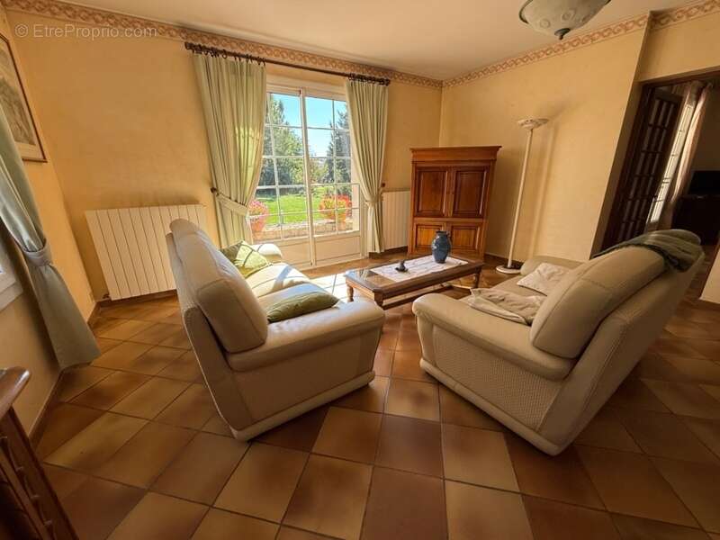 Maison à ALTHEN-DES-PALUDS