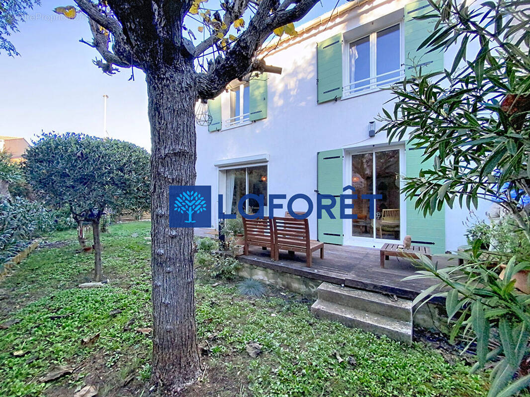 Maison à SOLLIES-PONT