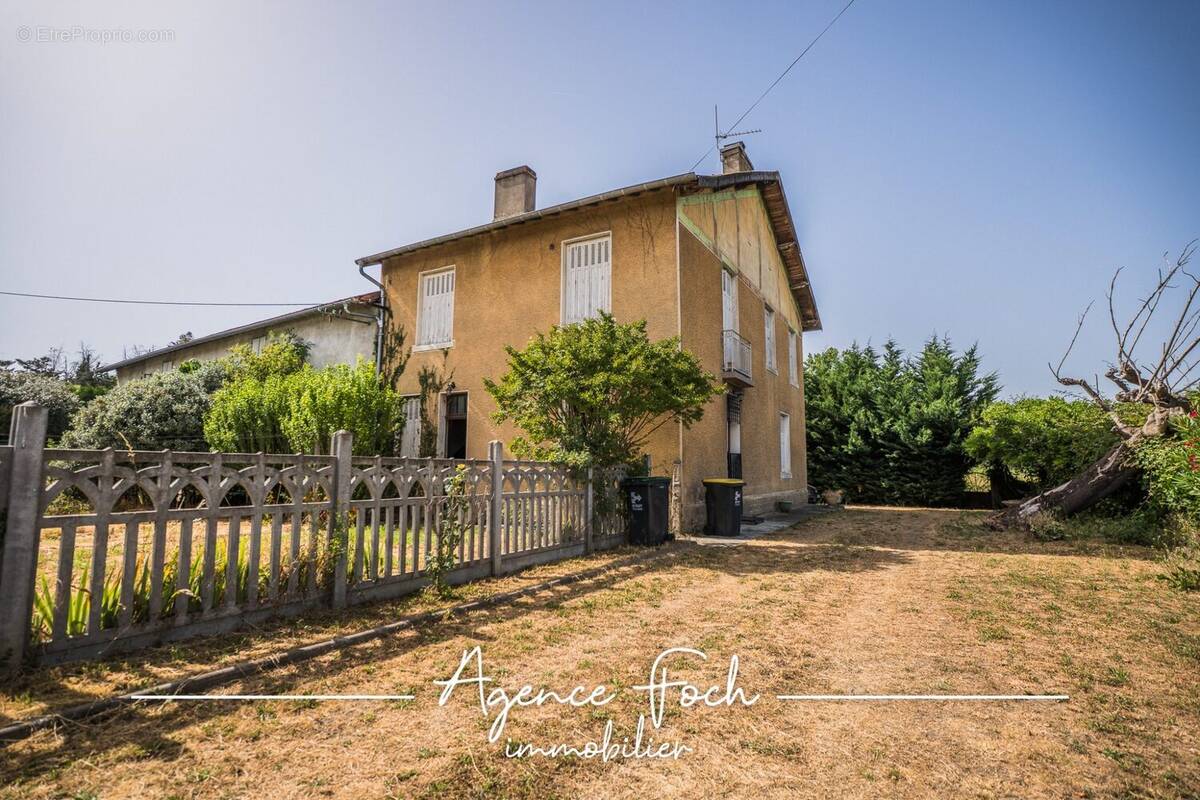 Maison à TARBES