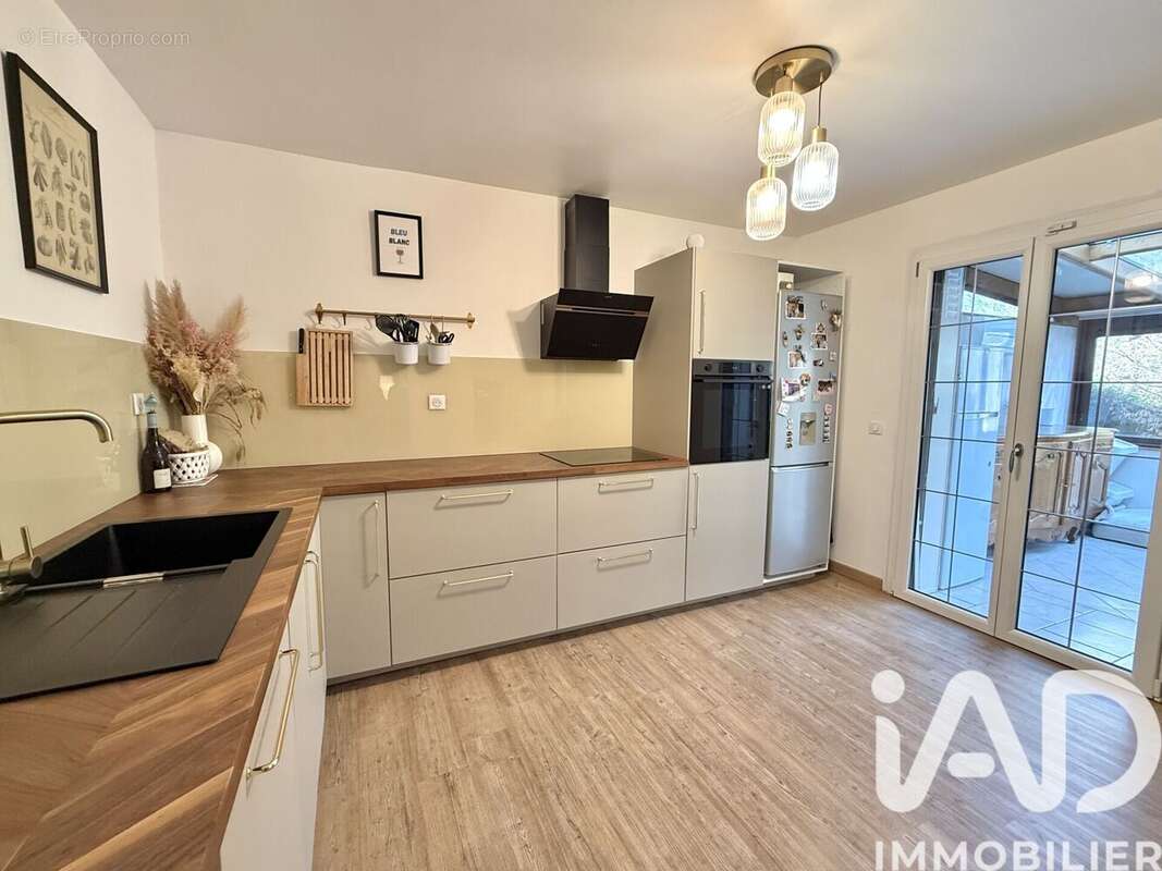 Photo 9 - Maison à LE COUDRAY-MONTCEAUX