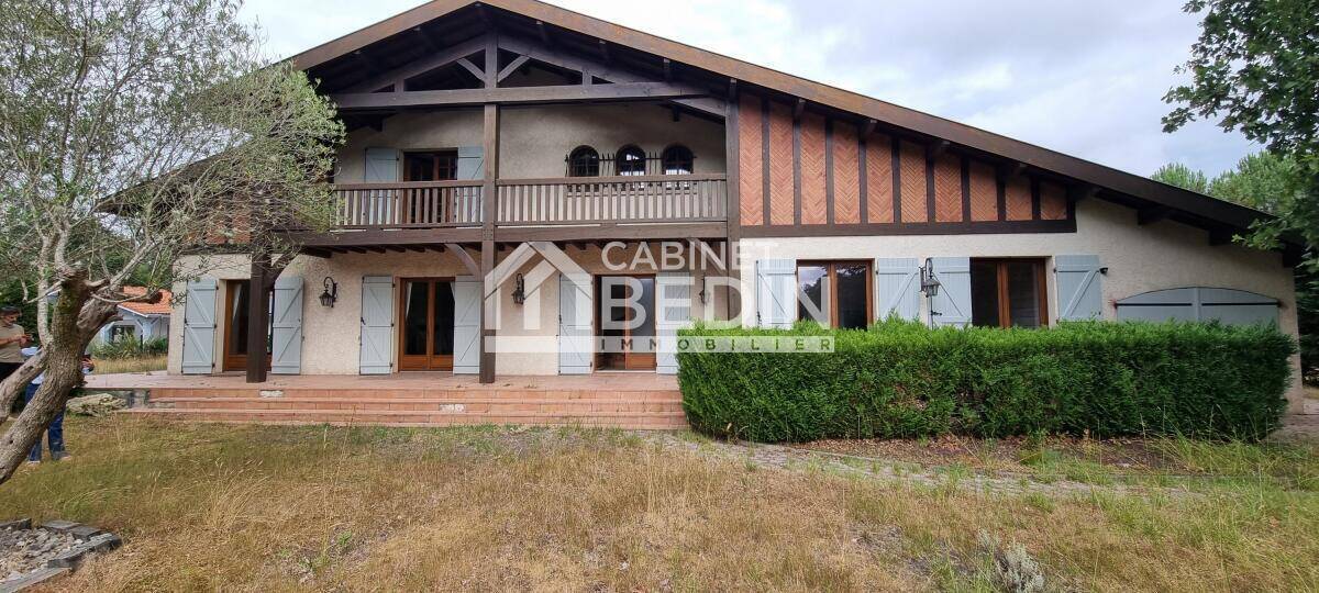 Maison à PARENTIS-EN-BORN