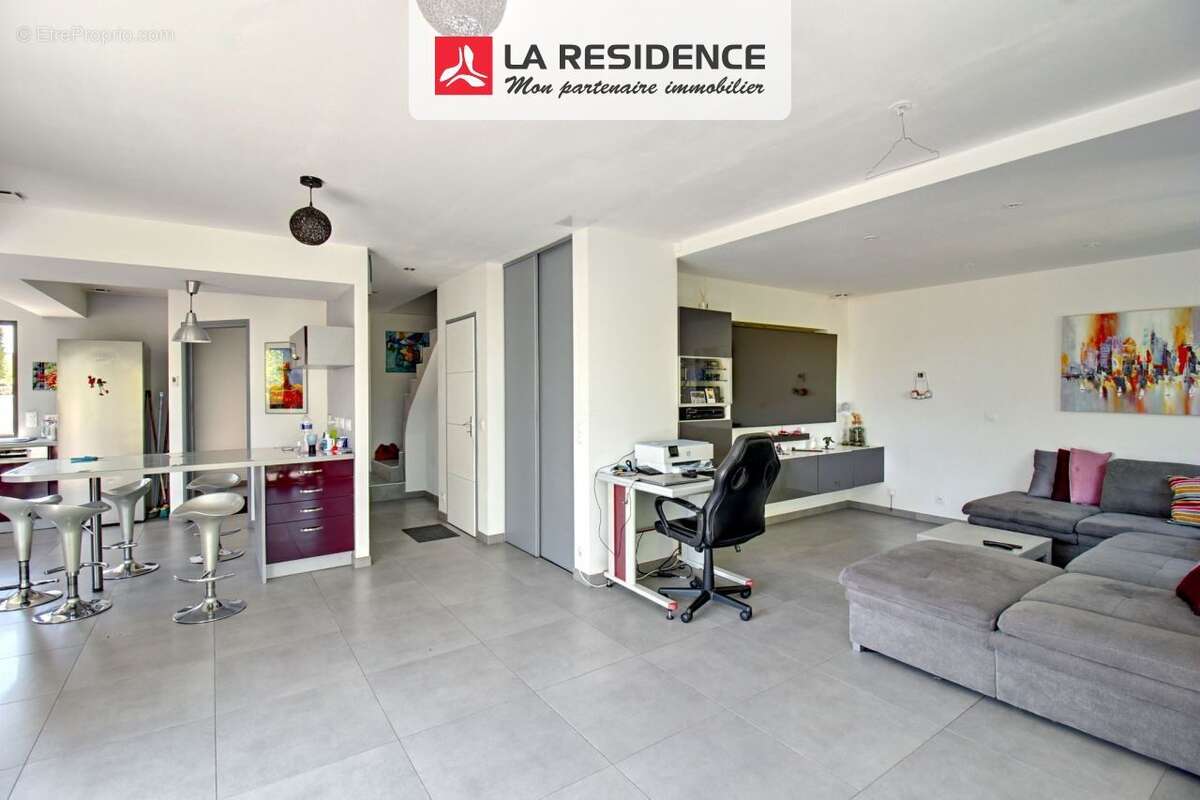 Maison 150 m² à Conflans-Sainte-Honorine  - photo 6
