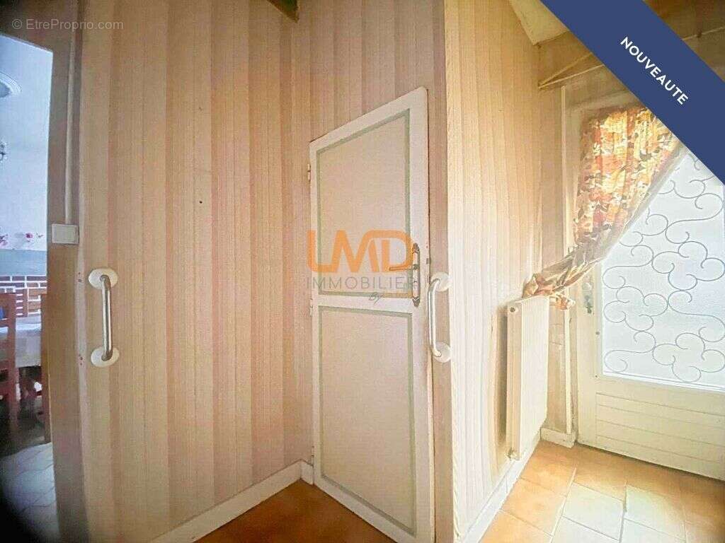 Maison à SARGE-SUR-BRAYE