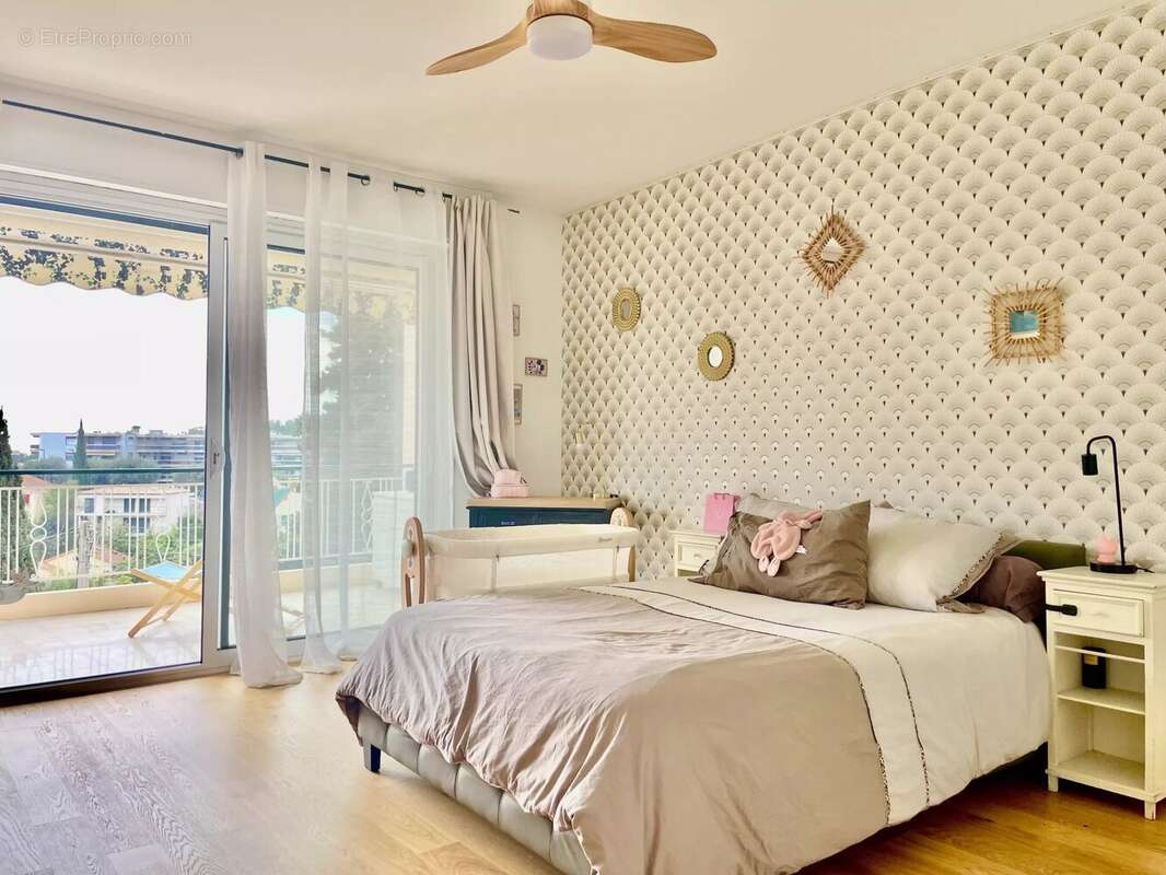 Appartement à LE CANNET