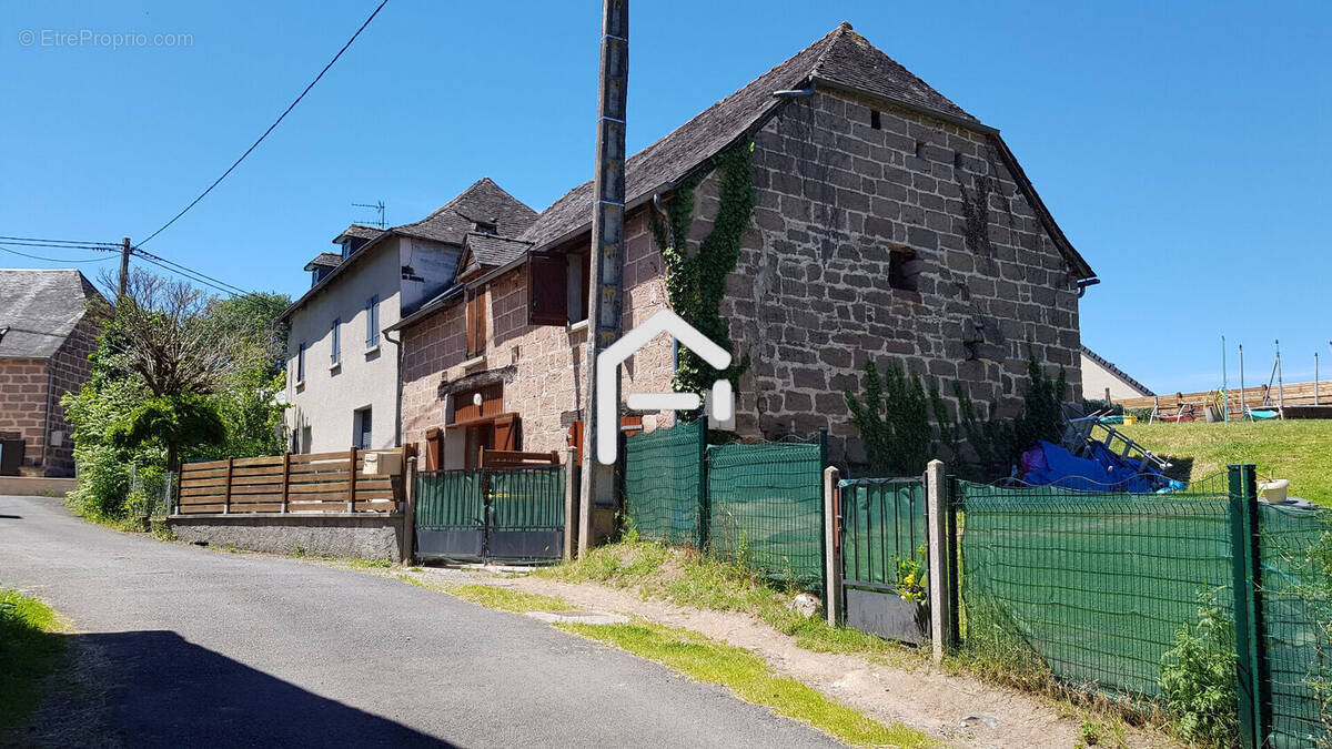 Appartement à OBJAT