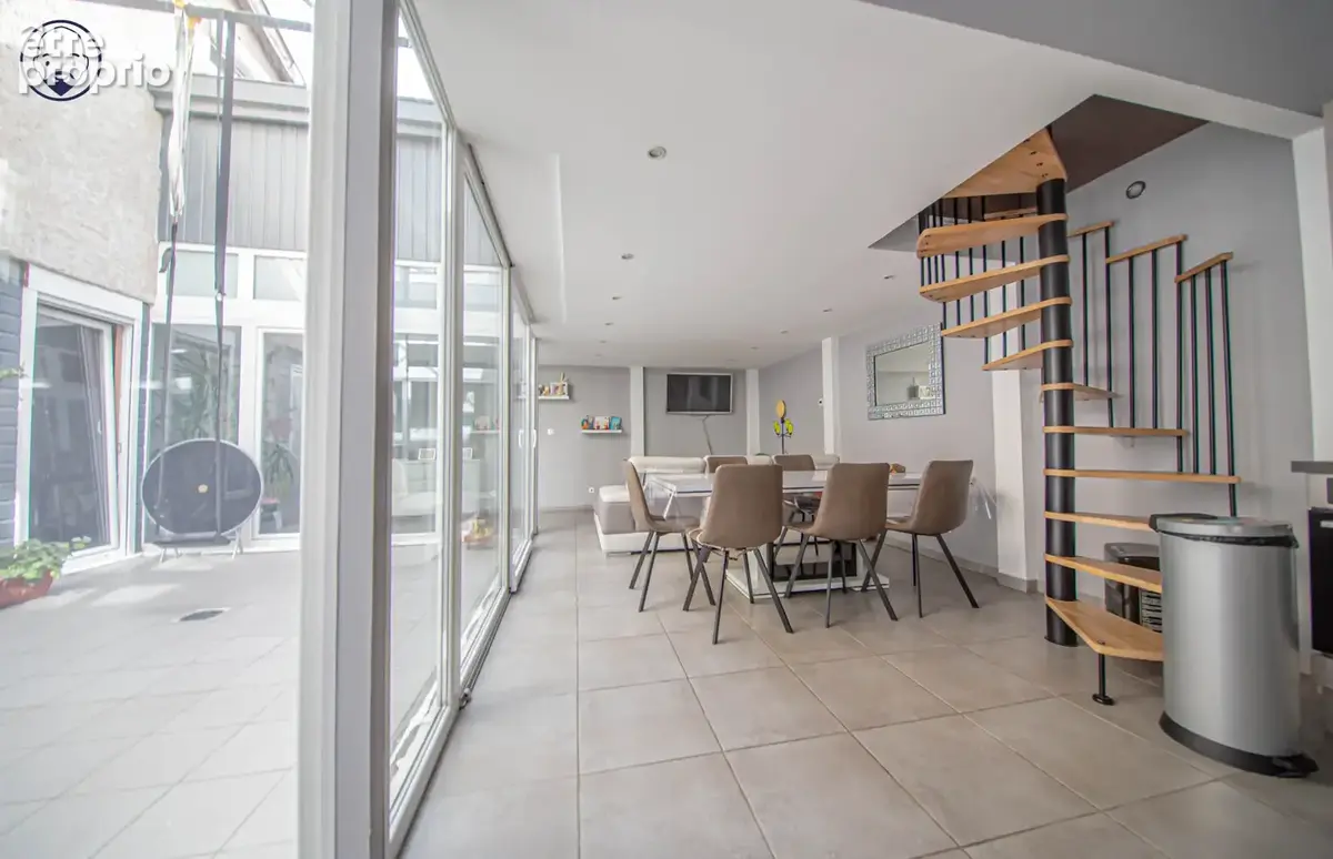 Appartement Duplex avec Patio 3 chambres - photo 5