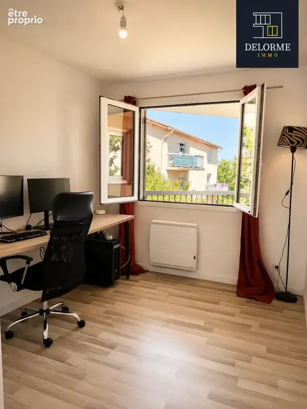 Appartement T3 de 83 m2 avec balcon à Saint-Genis-Laval - photo 9