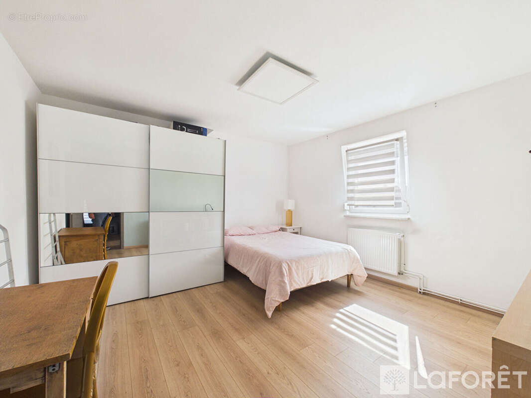 Maison Pfastatt 6 pièces 120m² avec 4 chambres et piscine - photo 13