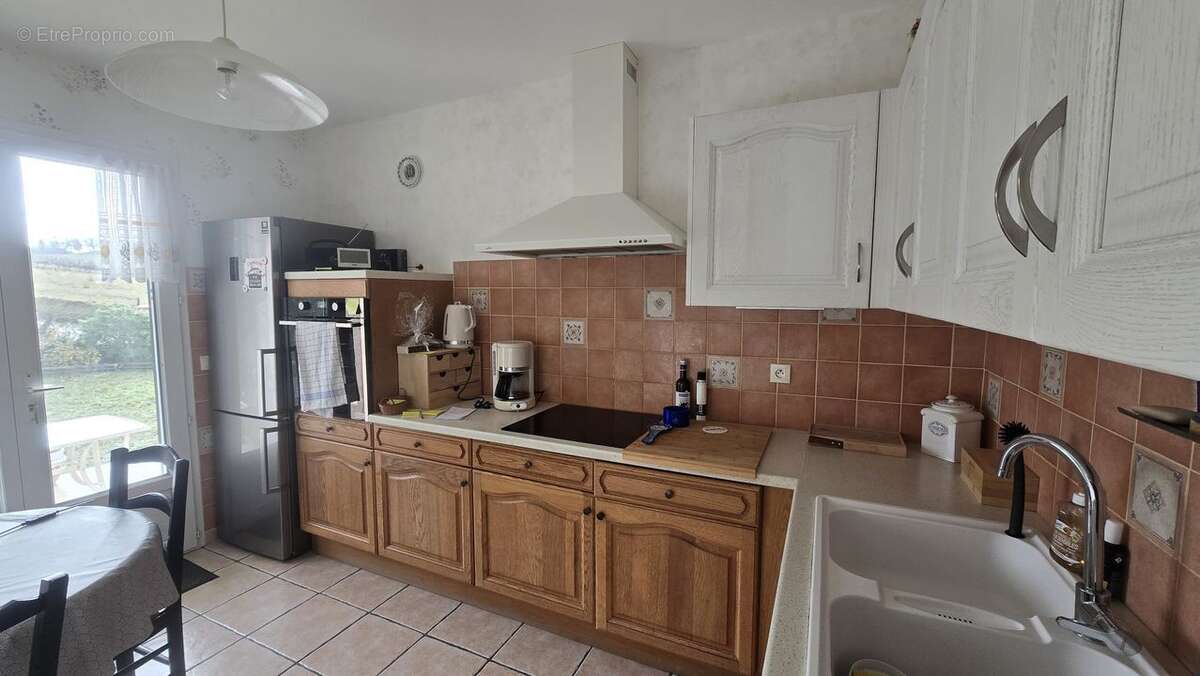 Maison à BELVEZE-DU-RAZES