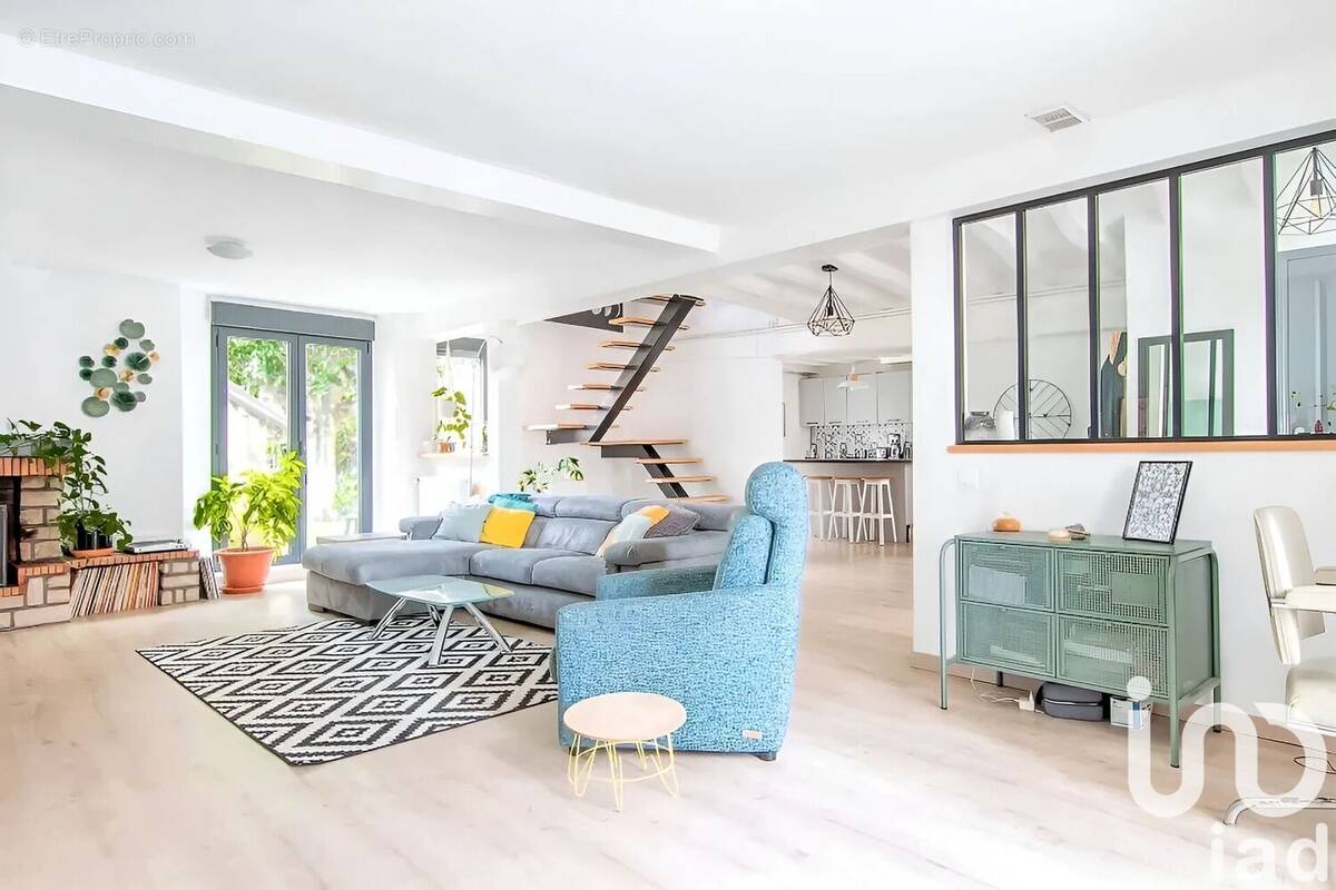 Photo 1 - Maison à MORIGNY-CHAMPIGNY