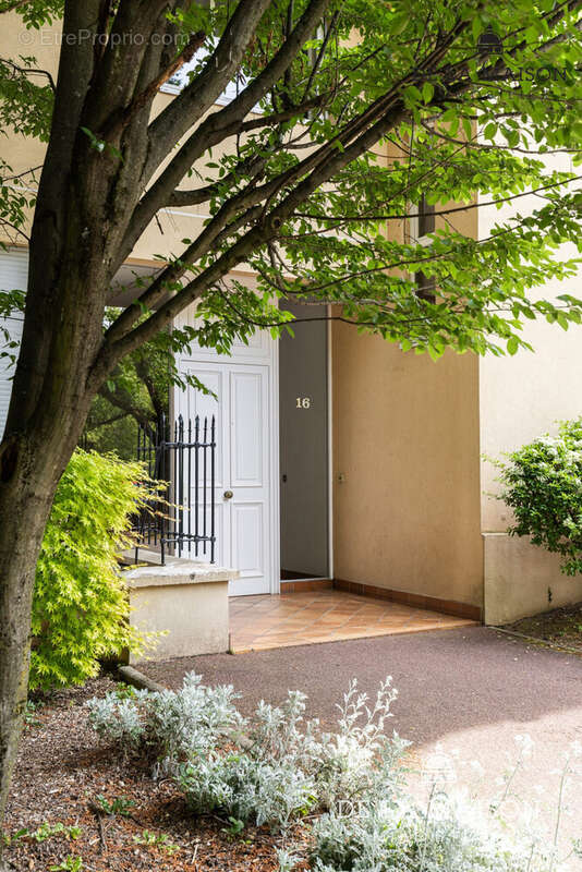 Appartement à LYON-5E