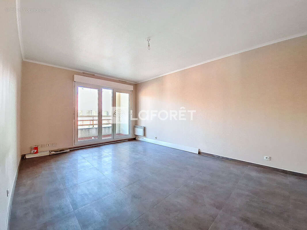 Appartement à CACHAN