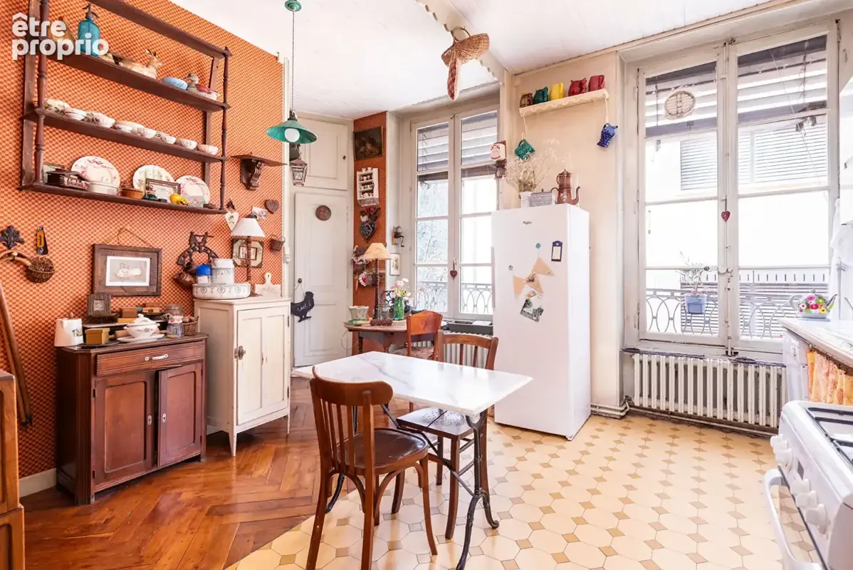 Appartement de charme 5 pièces -140.30 m2 - 4ème étage avec ascenseur - photo 8