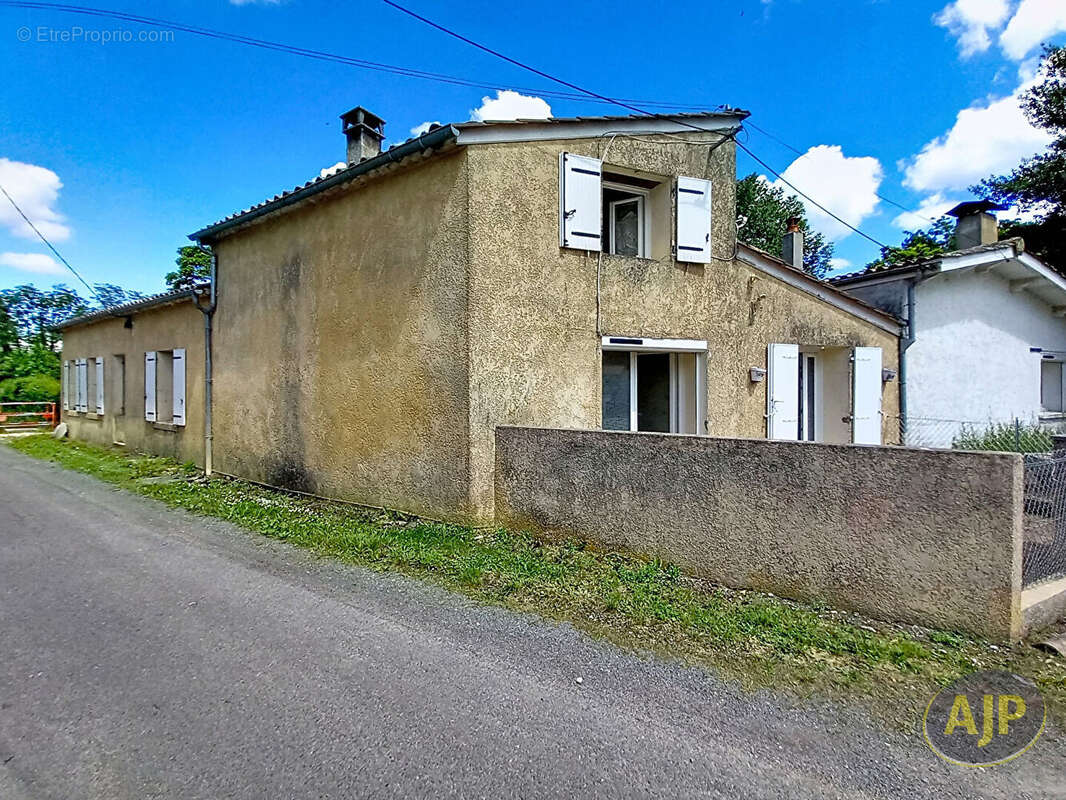 Maison à LESPARRE-MEDOC