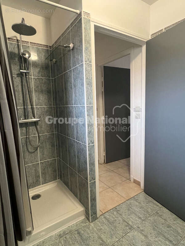 Appartement à SAINT-MARTIN-DE-CRAU