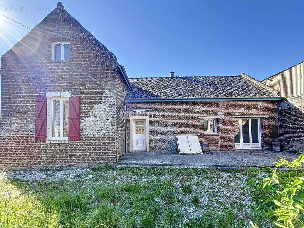 Maison à LA FERTE-CHEVRESIS