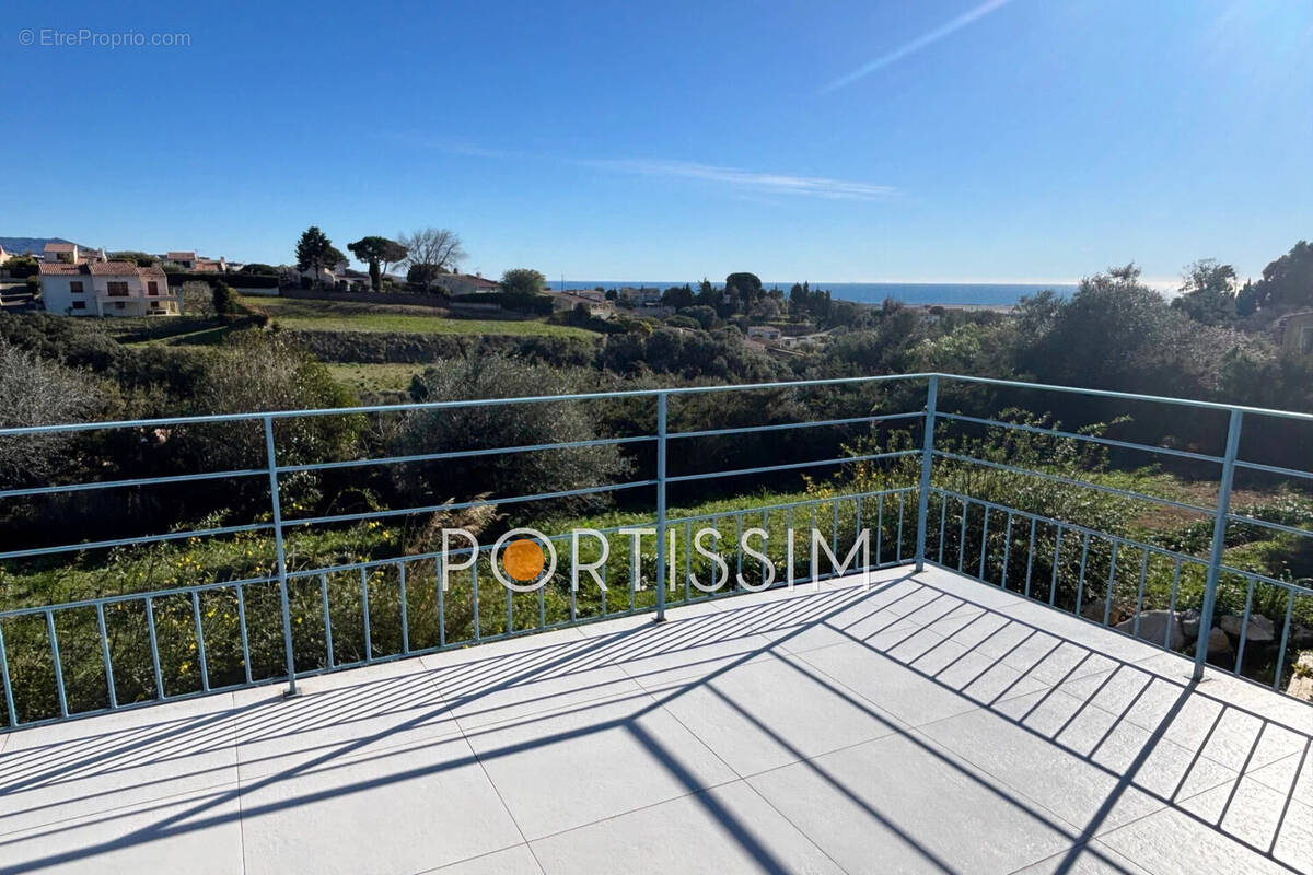 Appartement à CAGNES-SUR-MER